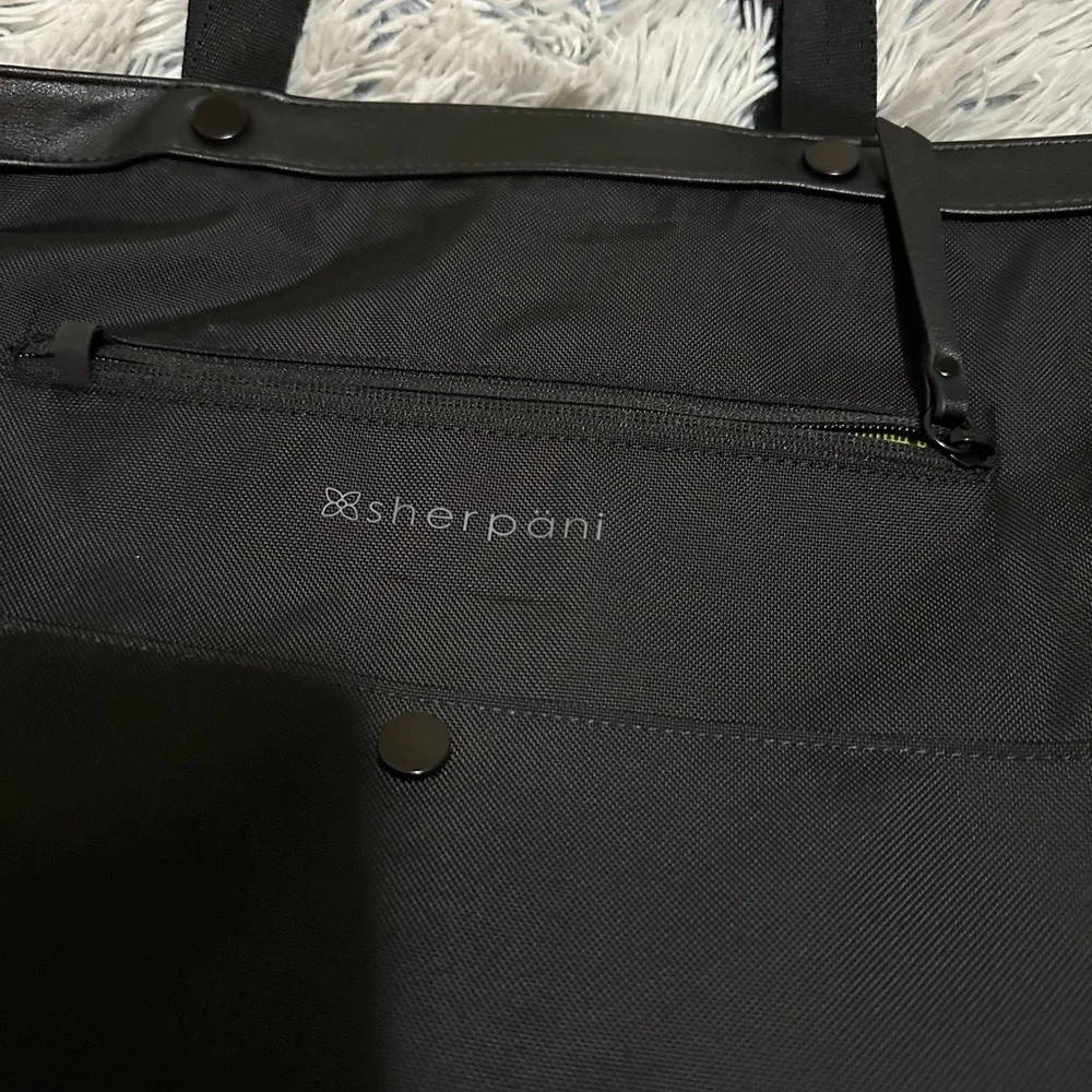 Sherpani tote - Picture 3 of 7